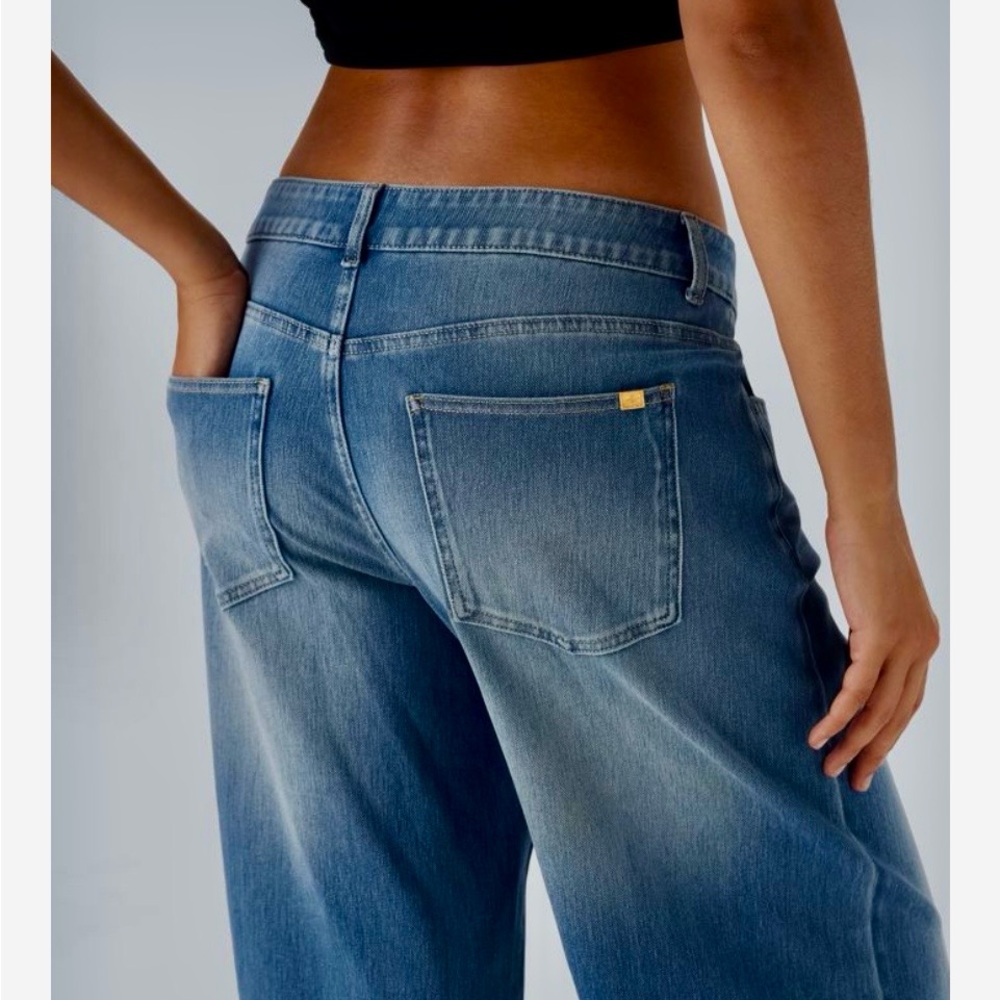 HALARA Flex asymmetrical  low rise baggy jeans - Picture 2 of 14